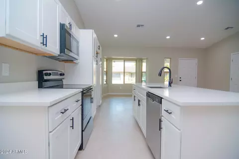 601 E Muriel Dr, Phoenix, AZ 85022 photo 6