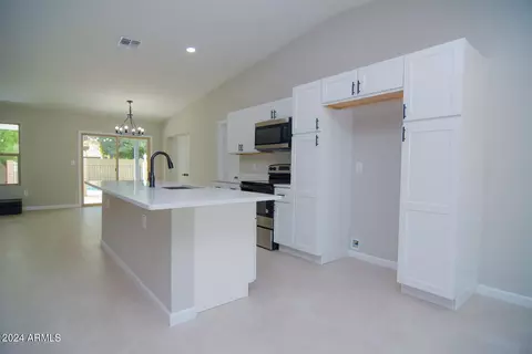 601 E Muriel Dr, Phoenix, AZ 85022 photo 5