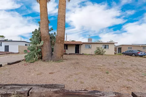 91 E Cargil Dr, Sierra Vista, AZ 85635