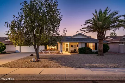 17430 N Desert Glen Dr, Sun City West, AZ 85375