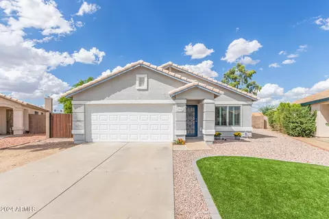 15988 W Smokey Dr, Surprise, AZ 85374