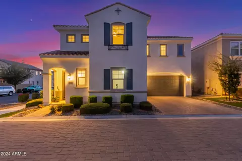 9804 E Axle Ave, Mesa, AZ 85212