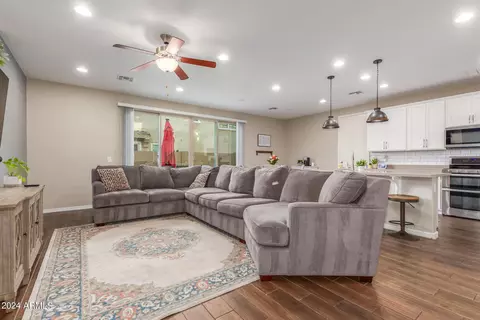 9804 E Axle Ave, Mesa, AZ 85212 photo 8