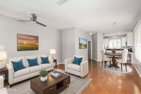 1325 S Sabino Dr, Gilbert, AZ 85296