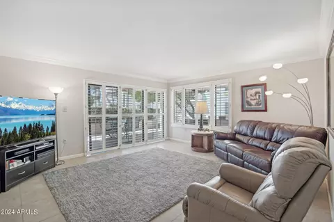 17404 N 99th Ave #104, Sun City, AZ 85373
