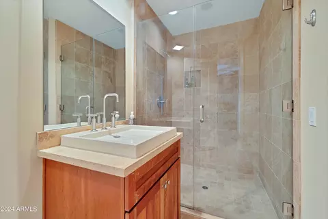 2211 E Camelback Rd #702, Phoenix, AZ 85016 photo 37