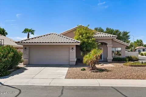 1441 W Canary Way, Chandler, AZ 85286