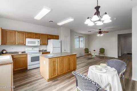 3771 E Sebastian Ln, Gilbert, AZ 85297 photo 4