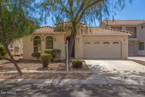 3771 E Sebastian Ln, Gilbert, AZ 85297