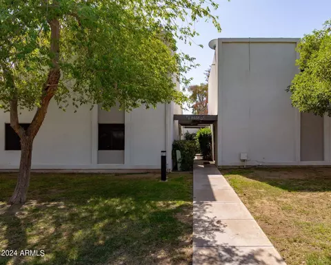 8558 E Indian School Rd #E, Scottsdale, AZ 85251