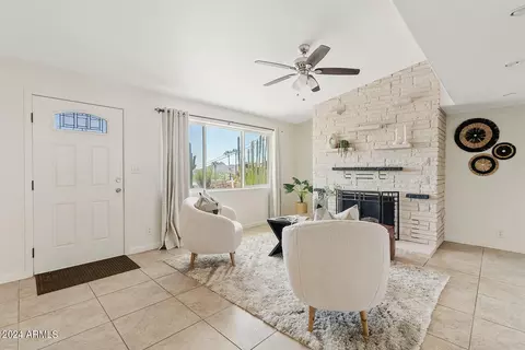 2604 E Joan D Arc Ave, Phoenix, AZ 85032 photo 4