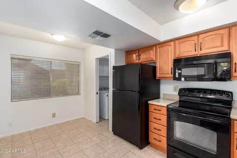 4045 E Columbine Dr, Phoenix, AZ 85032 photo 7
