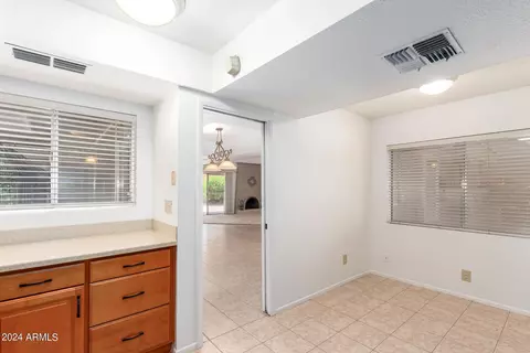 4045 E Columbine Dr, Phoenix, AZ 85032 photo 15