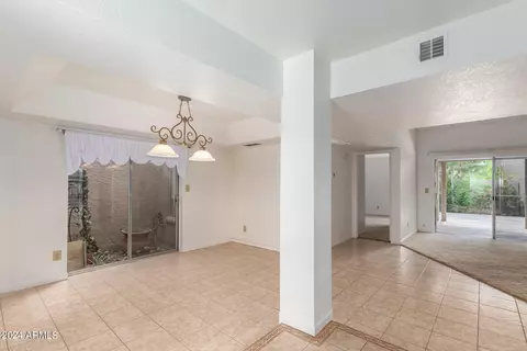 4045 E Columbine Dr, Phoenix, AZ 85032 photo 3