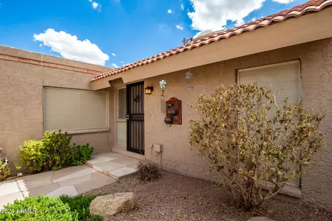 4045 E Columbine Dr, Phoenix, AZ 85032 photo 5