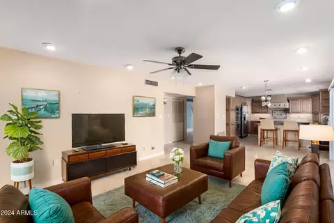 1400 E Commodore Pl, Tempe, AZ 85283 photo 11