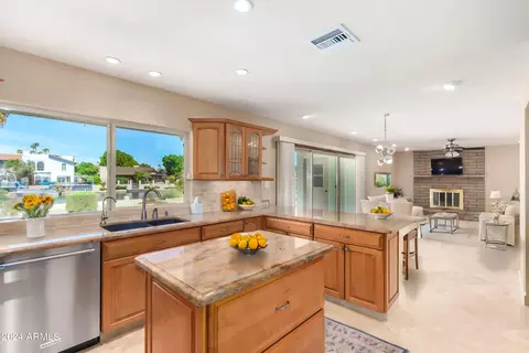 1400 E Commodore Pl, Tempe, AZ 85283 photo 15
