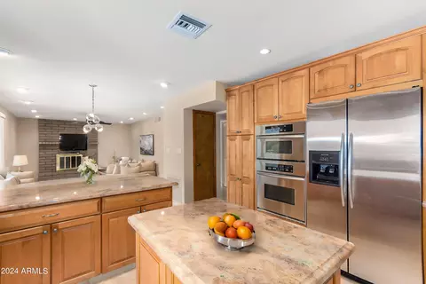 1400 E Commodore Pl, Tempe, AZ 85283 photo 16