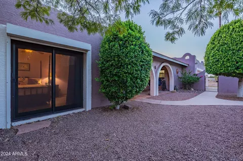 Exterior - 9645 E Brown Rd, Mesa, AZ 85207 photo 28 of 72