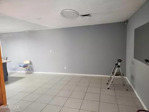 4132 W Echo Ln, Phoenix, AZ 85051 photo 14