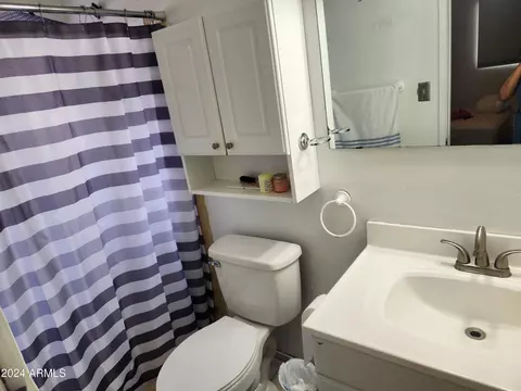 4132 W Echo Ln, Phoenix, AZ 85051 photo 23