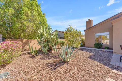 2012 E Valencia Dr, Phoenix, AZ 85042 photo 38