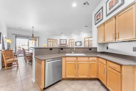 2012 E Valencia Dr, Phoenix, AZ 85042 photo 18