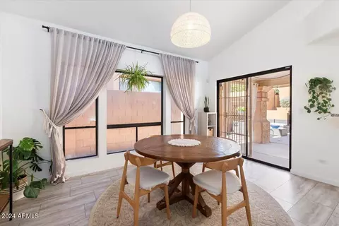 Dining - 1036 E Sahuaro Dr, Phoenix, AZ 85020 photo 1 of 2