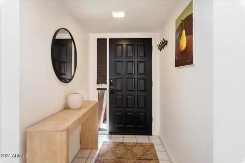 Entry Way - 1036 E Sahuaro Dr, Phoenix, AZ 85020 photo 1 of 2