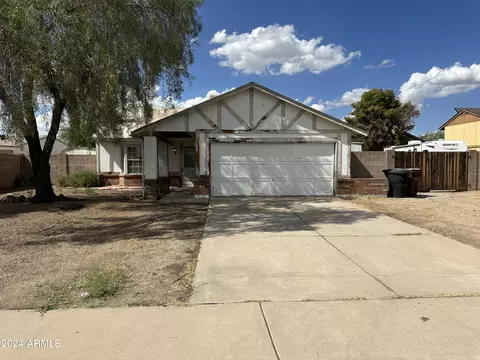 6748 W Shangri La Rd, Peoria, AZ 85345