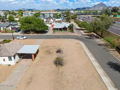 1725 E Roma Ave #11, Phoenix, AZ 85016 photo 2