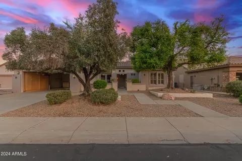 17923 N Catalina Ct, Surprise, AZ 85374