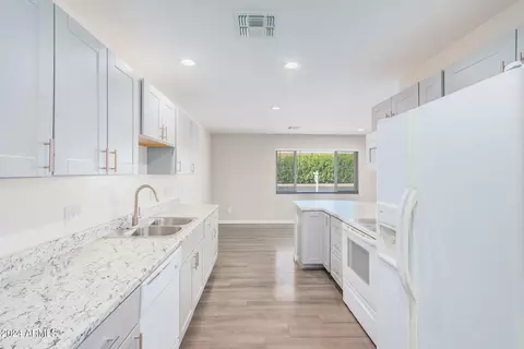 109 E 6th Ave, Mesa, AZ 85210 photo 6