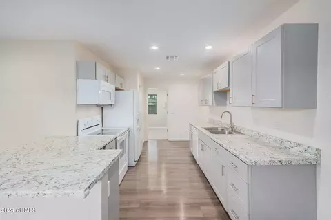 109 E 6th Ave, Mesa, AZ 85210 photo 5