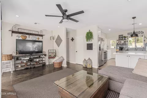 1246 E Colter St, Phoenix, AZ 85014 photo 12