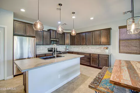 2042 E Flintlock Dr, Gilbert, AZ 85298 photo 5