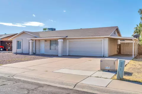 2115 W Wickieup Ln, Phoenix, AZ 85027
