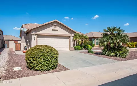 3804 E County Down Dr, Chandler, AZ 85249 photo 2