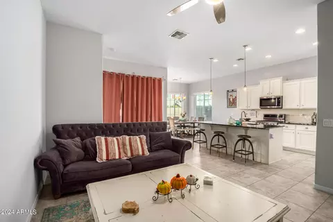 10512 E Nichols Ave, Mesa, AZ 85209 photo 4