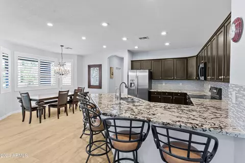 1414 E Locust Dr, Chandler, AZ 85286