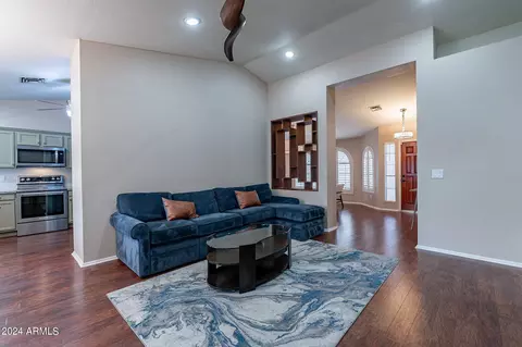 123 E Maria Ln, Tempe, AZ 85284 photo 14