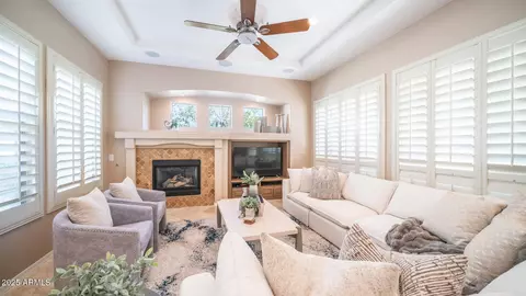 4137 E Sourwood Dr, Gilbert, AZ 85298 photo 24