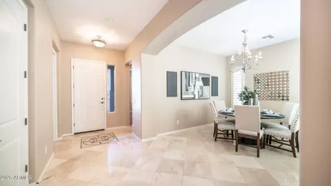 4137 E Sourwood Dr, Gilbert, AZ 85298 photo 7