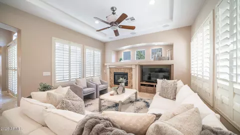 4137 E Sourwood Dr, Gilbert, AZ 85298 photo 25