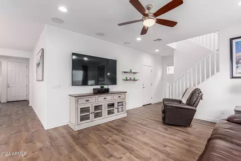 4711 E Barbarita Ave, Gilbert, AZ 85234 photo 3