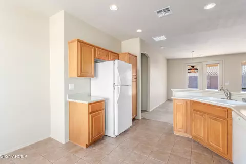 Kitchen - 10921 E Oro Ave, Mesa, AZ 85212 photo 3 of 3