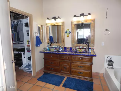 6553 W Cordes Rd, Phoenix, AZ 85043 photo 8