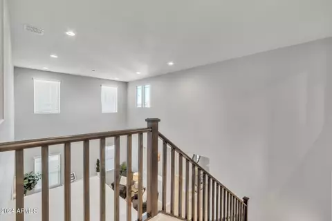 Entry Way - 10020 E Wavelength Ave, Mesa, AZ 85212 photo 11 of 15