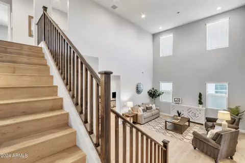 Entry Way - 10020 E Wavelength Ave, Mesa, AZ 85212 photo 10 of 15