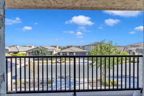 Exterior - 10020 E Wavelength Ave, Mesa, AZ 85212 photo 9 of 26